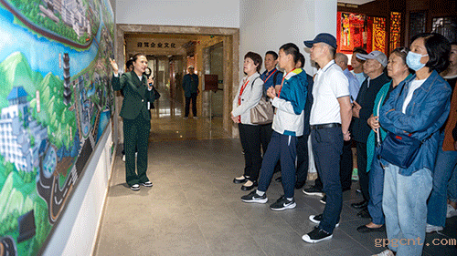 1729241110110063.gif 2.gif